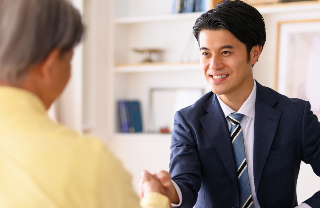 コミュニケーションをとりやすい専門家を選ぶ